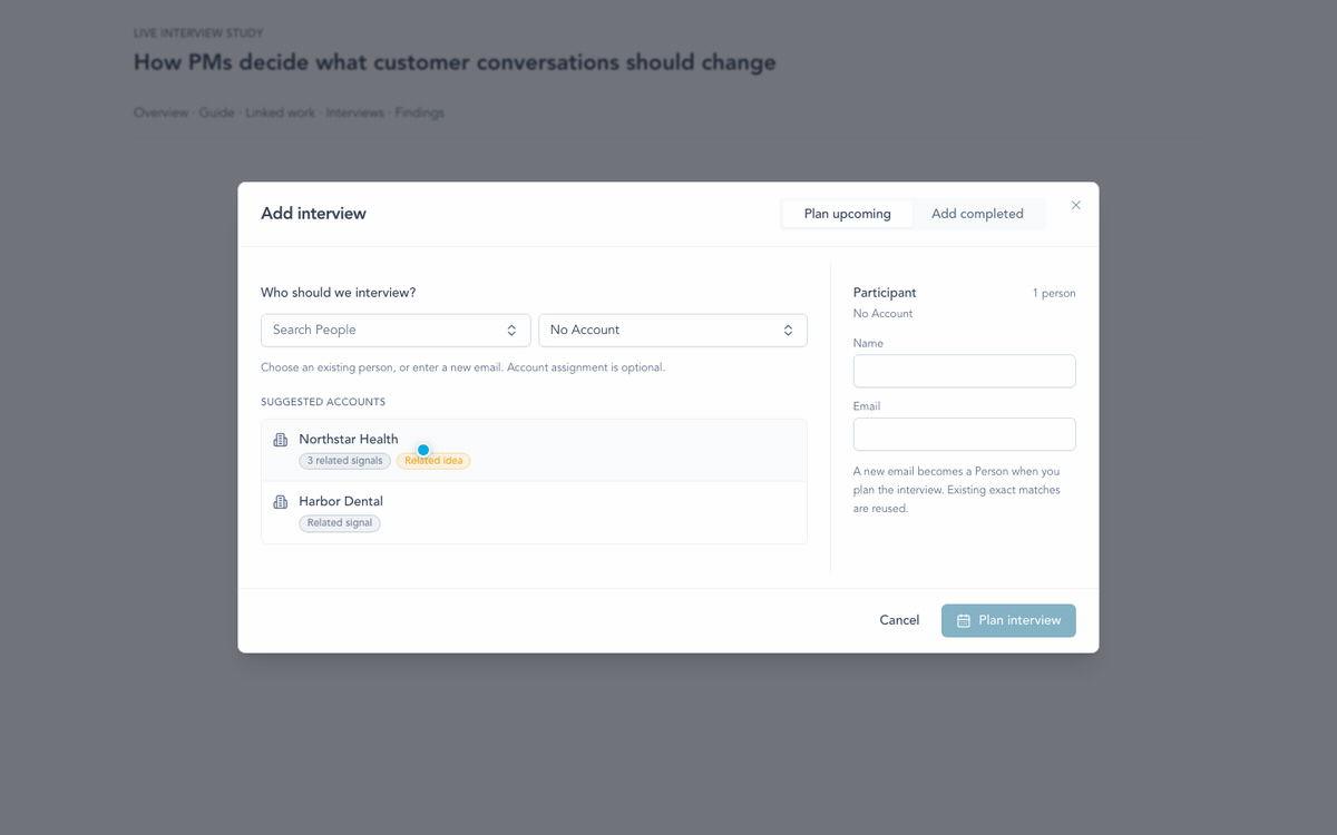 Live Interview planning dialog showing suggested Accounts, related Signals, and optional participant details.
